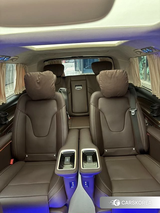 Mercedes-Benz V-class 2024 Черный из Китая