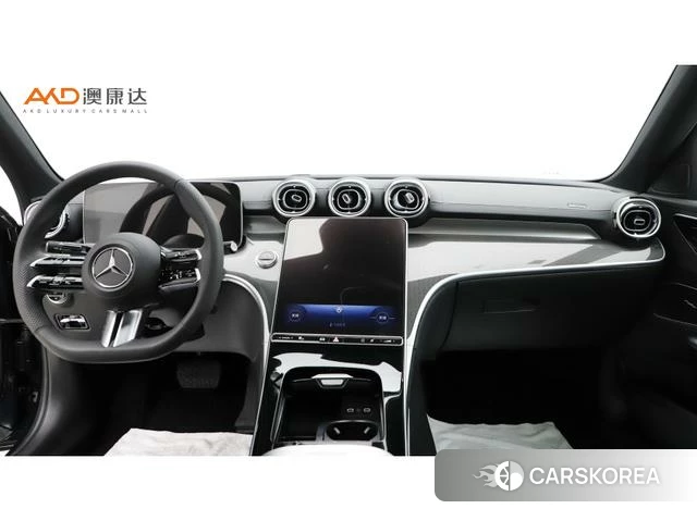 Mercedes-Benz Class C 2023 Зеленый из Китая