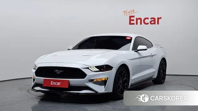 Ford Mustang 2018 Белый из Кореи