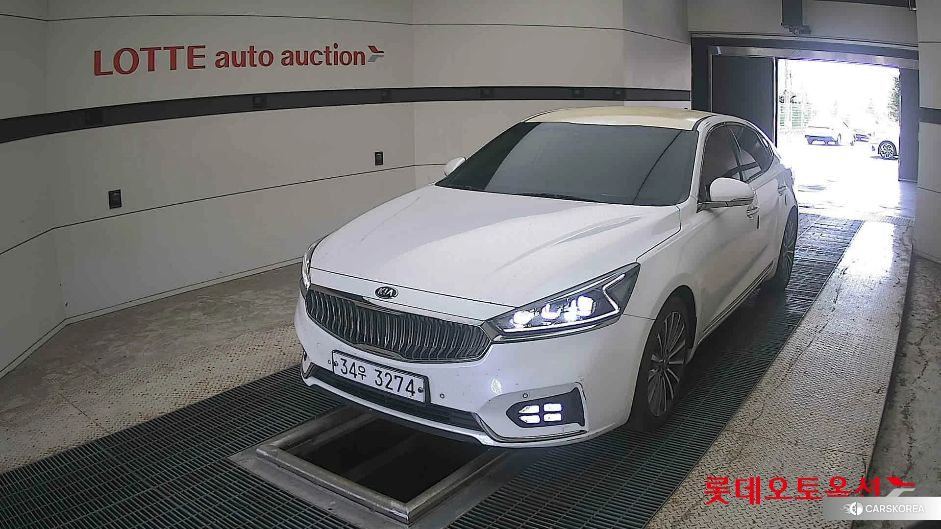 Kia K7 2018 Белый из Кореи