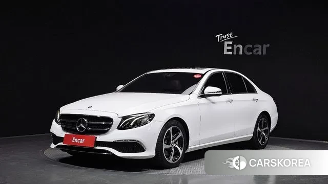 Mercedes-Benz E-Class W213 2020 Белый из Кореи