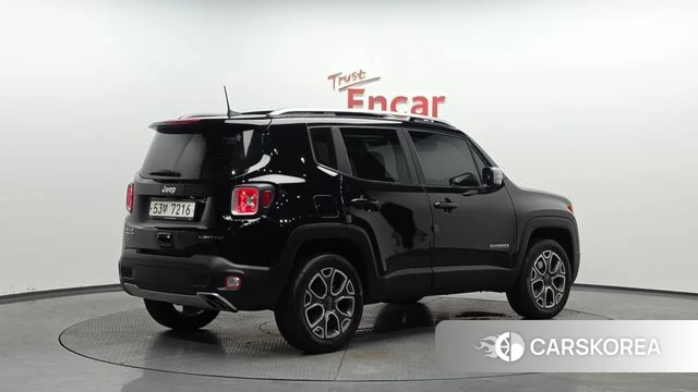 Jeep Renegade 2018 Черный из Кореи