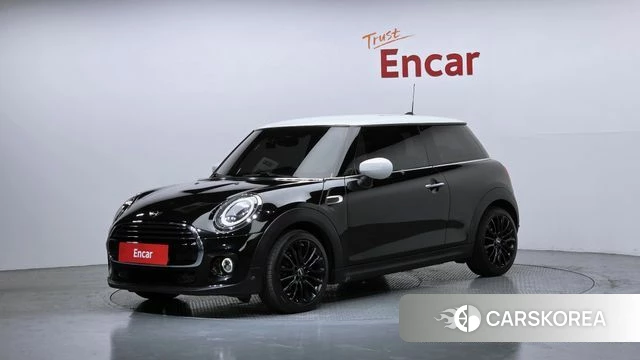 Mini Cooper 2020 Черный из Кореи