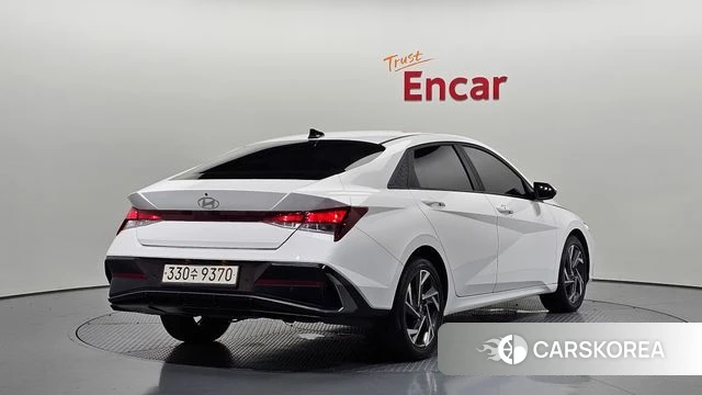 Hyundai The New Avante (CN7) 2023 Белый из Кореи