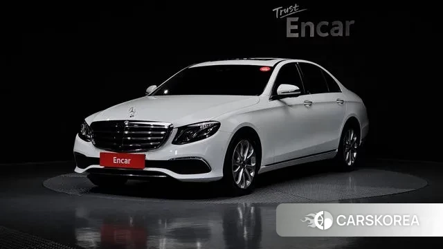Mercedes-Benz E-Class W213 2020 Белый из Кореи
