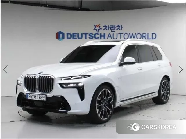 BMW X7 (G07) 2025 Белый из Кореи