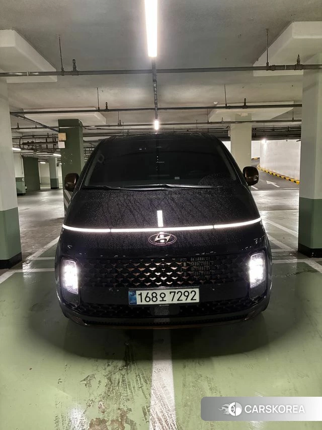 Hyundai Staria 2024 Черный из Кореи