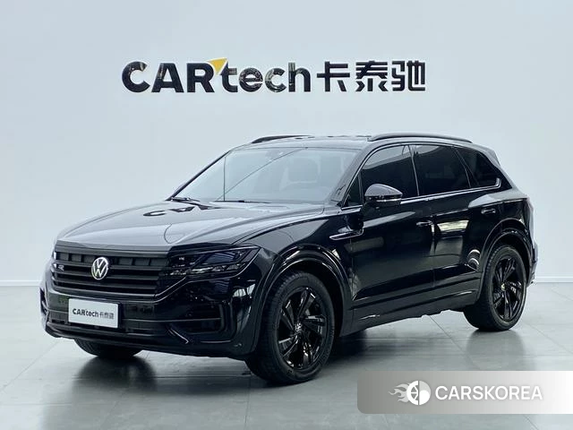 Volkswagen Touareg 2023 Черный из Китая