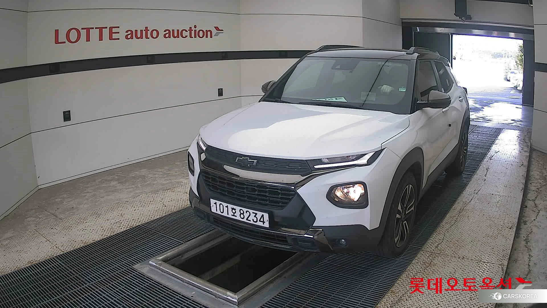 Korea G M TrailBlazer 1.35 Turbo FWD 2022 Белый из Кореи