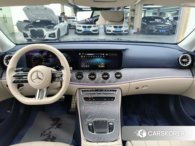 Mercedes-Benz E-class (imported) 2021 Синий из Китая