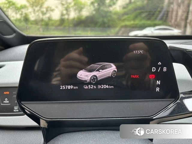 Volkswagen ID.3 2024 Белый из Китая