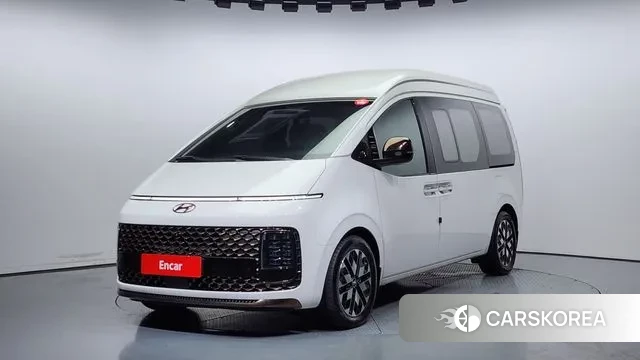 Hyundai Staria 2022 Белый из Кореи