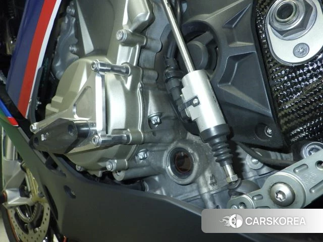 Engine photo