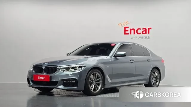 BMW 5 Series (G30) 2018 Серебристо-серый из Кореи