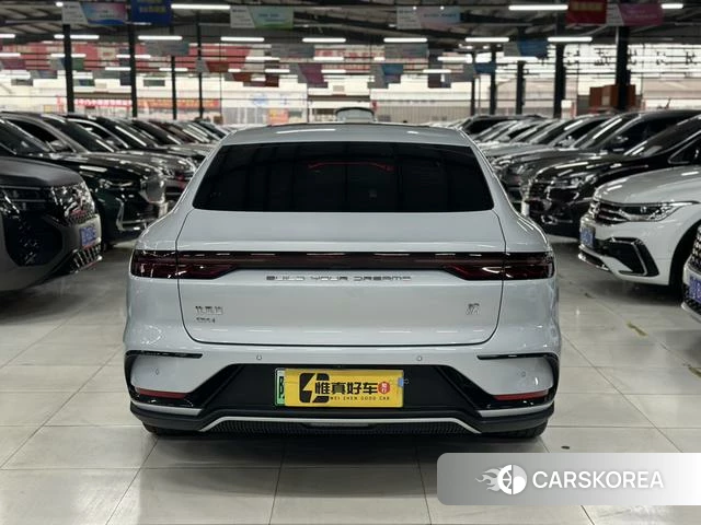 BYD Han DM 2025 Серебристо-серый из Китая