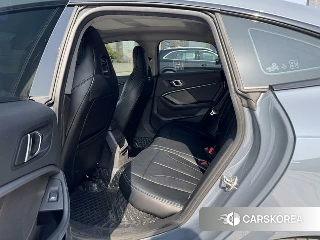 BMW 2 series (imported) 2023 Серебристо-серый из Китая