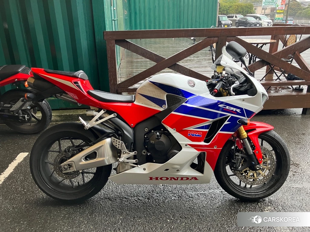 Проданный Honda CBR600RR 2016 из Японии, фото 2