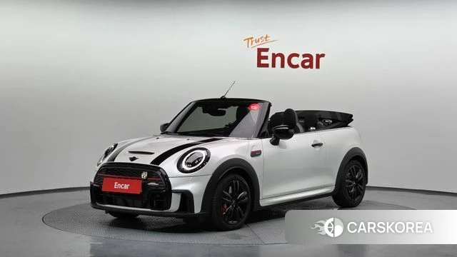 Mini Cooper S Convertible 2024 Белый из Кореи