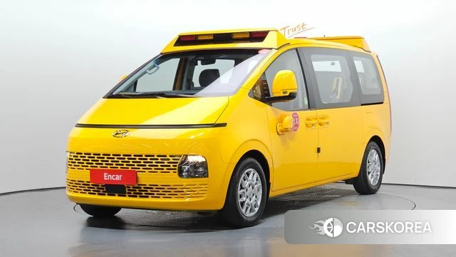 Hyundai Staria 2022 Желтый из Кореи