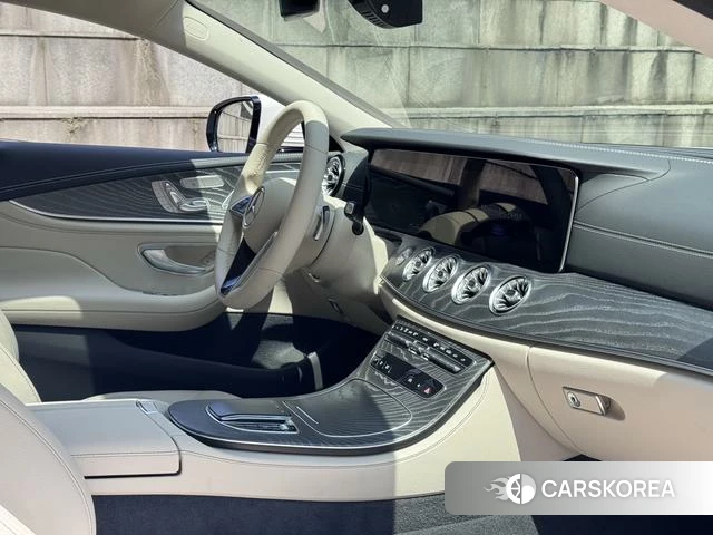 Mercedes-Benz CLS 2022 Белый из Китая