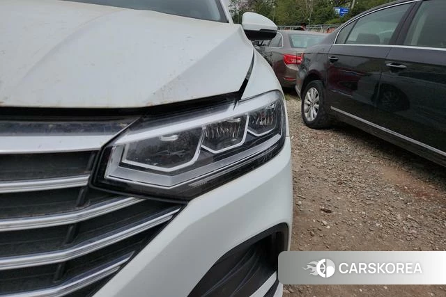 Volkswagen Lavida 2023 Белый из Китая