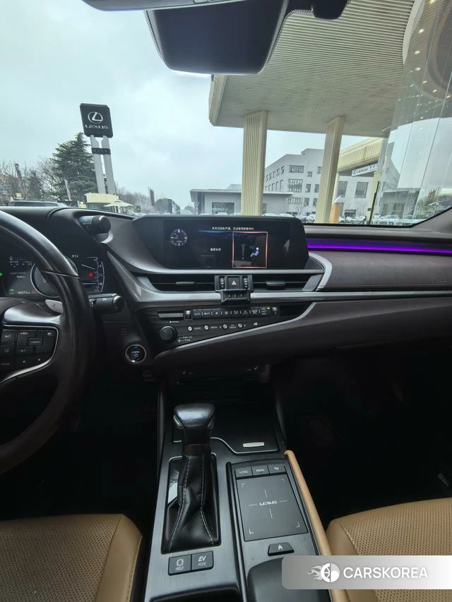 Lexus ES 2020 Синий из Китая