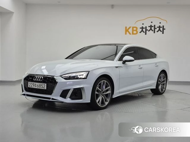 Audi A5 (F5) 2023 Белый из Кореи
