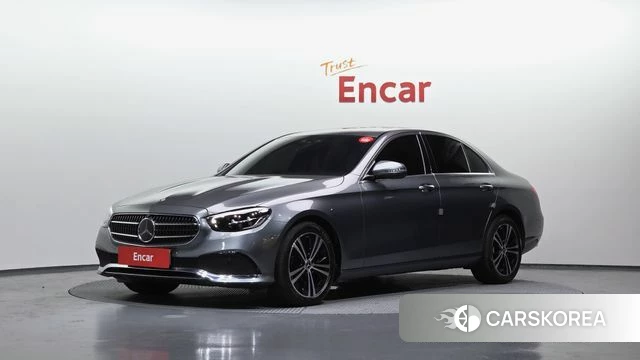 Mercedes-Benz E-Class W213 2022 Серый из Кореи