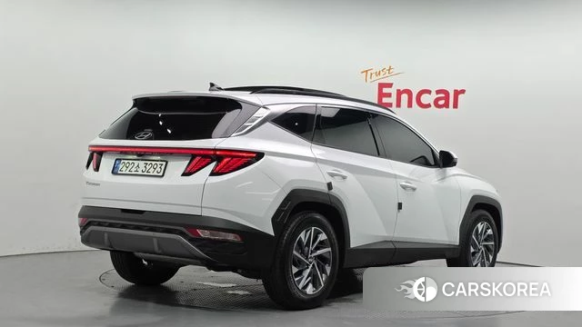 Hyundai Tucson Hybrid (NX4) 2021 Белый из Кореи