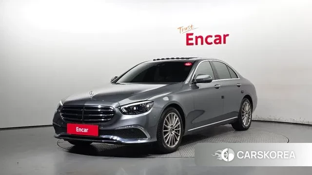Mercedes-Benz E-Class W213 2021 Серый из Кореи