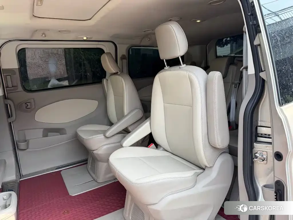 Ford Tourneo 2018 Champagne/brown из Китая, фото 2