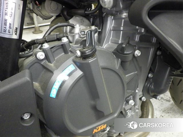 Engine photo