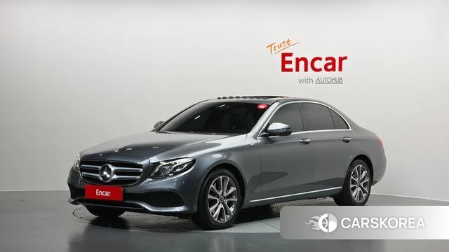 Mercedes-Benz E-Class W213 2019 Серый из Кореи
