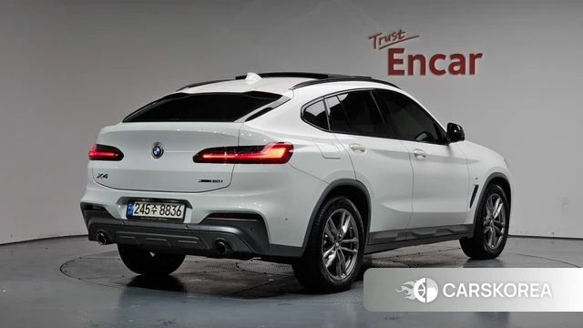 BMW X4 (G02) 2021 Белый из Кореи
