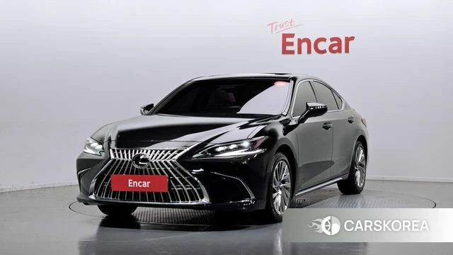 Lexus ES300h 7th generation 2026 Черный из Кореи