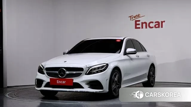 Mercedes-Benz C-Class W205 2021 Белый из Кореи