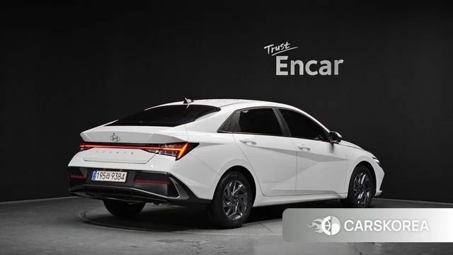 Hyundai The New Avante (CN7) 2023 Белый из Кореи