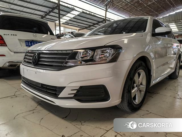 Volkswagen Lavida 2021 Белый из Китая