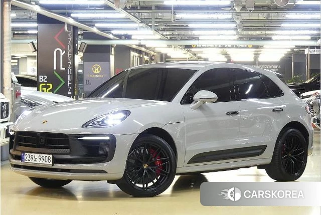 Porsche Macan 2024 Серебристо-серый из Кореи