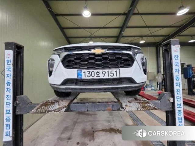 Chevrolet (GM Daewoo) Trax Crossover 2024 Белый из Кореи