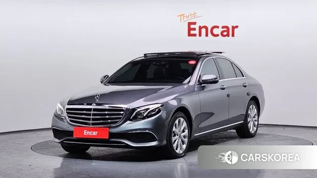 Mercedes-Benz E-Class W213 2019 Серый из Кореи