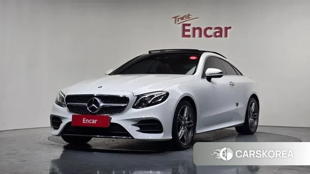 Mercedes-Benz E-Class W213 2018 Белый из Кореи