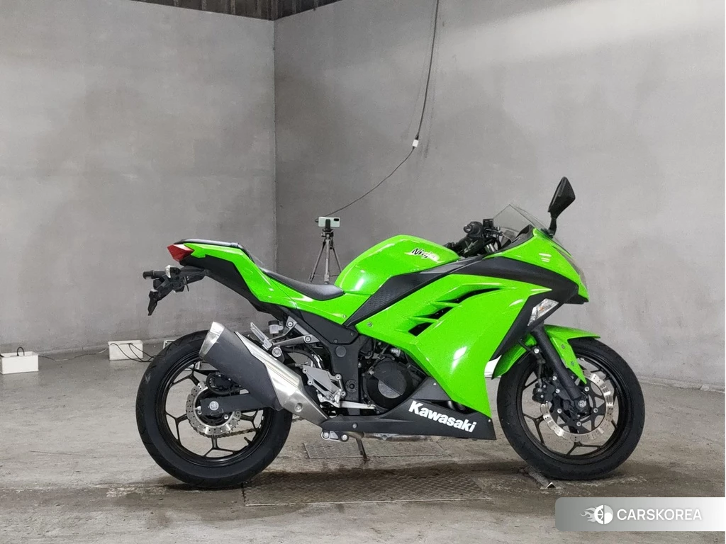 Проданный Kawasaki NINJA 250 2014 из Японии, фото 2