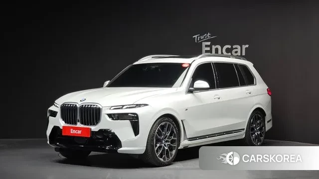 BMW X7 (G07) 2025 Белый из Кореи