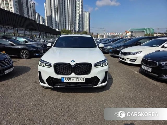 BMW X4 (G02) 2023 Белый из Кореи