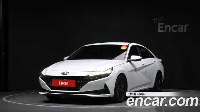 Hyundai Avante Hybrid (CN7) 2021 Белый из Кореи