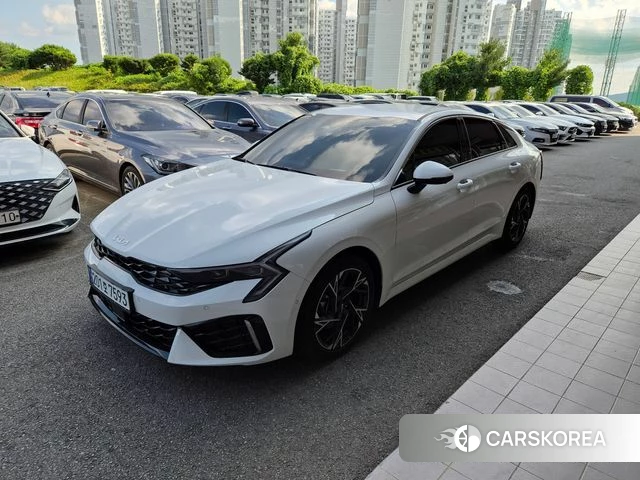 Kia The New K5 3rd generation 2024 Белый из Кореи