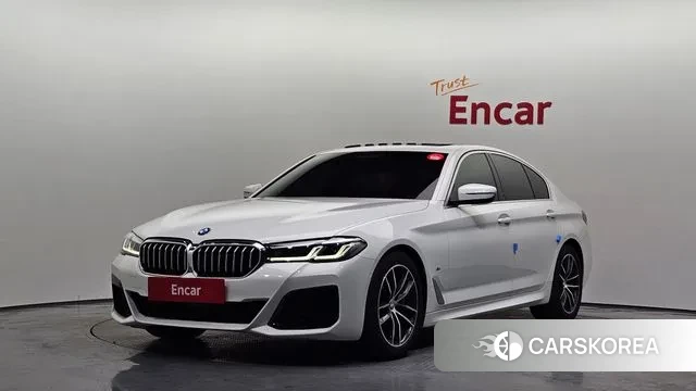 BMW 5 Series (G30) 2022 Черный из Кореи