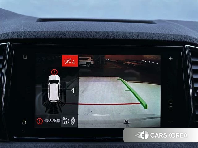 Skoda Krok 2022 Белый из Китая