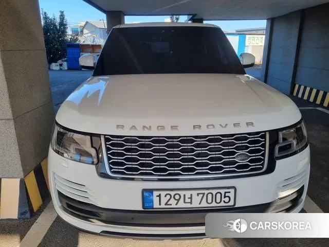 Land Rover Range Rover 4th Generation 2020 Белый из Кореи